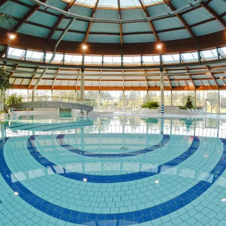 Lägenhet Family Complex In *